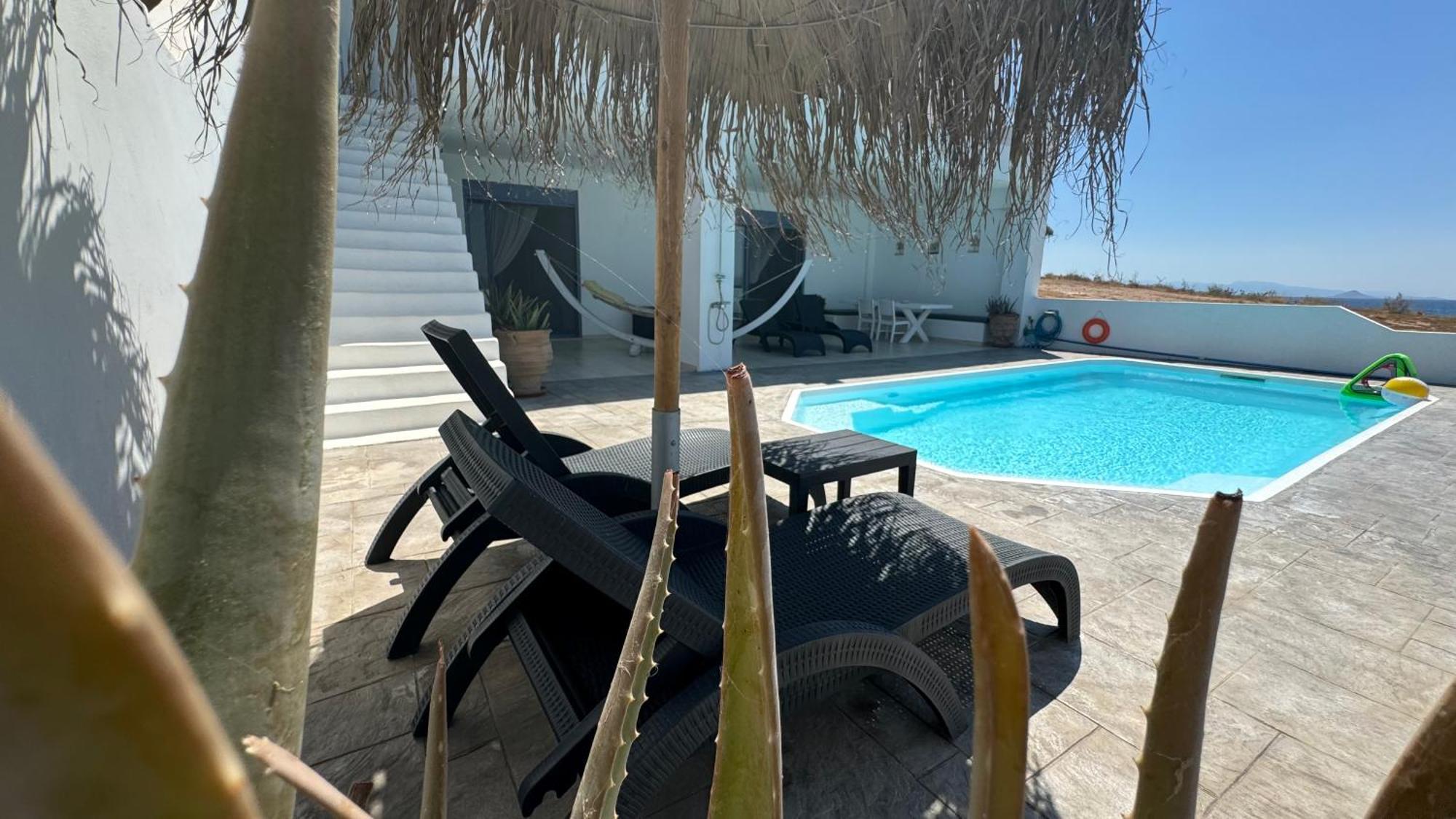 Nv Pool Villa Agioi Екстериор снимка